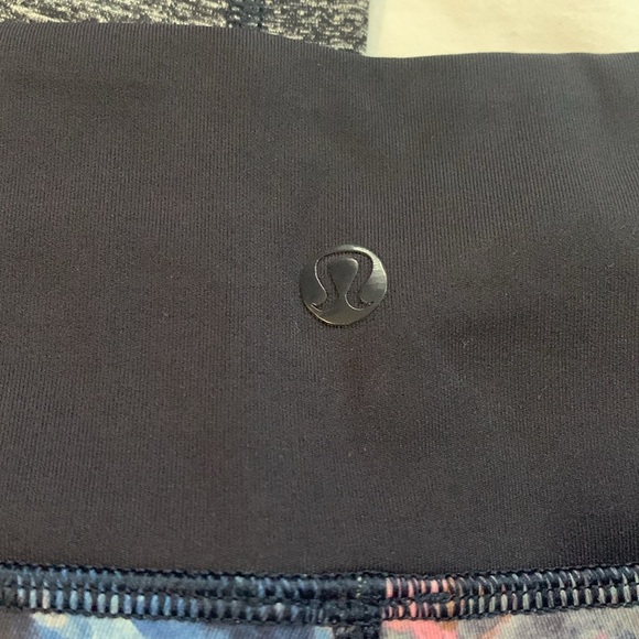 Lululemon If You're Lucky Crop *Full-On Luxtreme - Picture 6 of 7